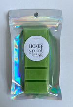 Load image into Gallery viewer, Honey Spiced Pear Wax Melts