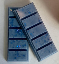 Load image into Gallery viewer, Nan's Blueberry Pie Wax Melts