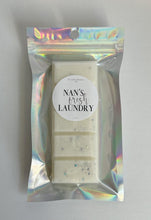 Load image into Gallery viewer, Nan&#39;s Fresh Laundry Wax Melts
