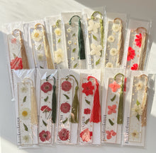 Load image into Gallery viewer, Floral Resin Bookmarks ~ Various Colors
