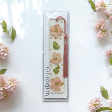 Load image into Gallery viewer, Floral Resin Bookmarks ~ Various Colors
