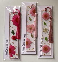 Load image into Gallery viewer, Floral Resin Bookmarks ~ Various Colors
