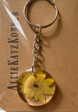 Load image into Gallery viewer, Floral Resin Keychains ~ Solid Flower
