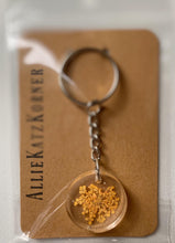 Load image into Gallery viewer, Floral Resin Keychains ~ Queen Anne&#39;s Lace
