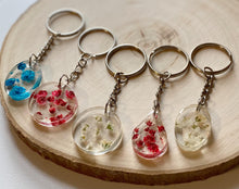 Load image into Gallery viewer, Floral Resin Keychains ~ Small Flowers
